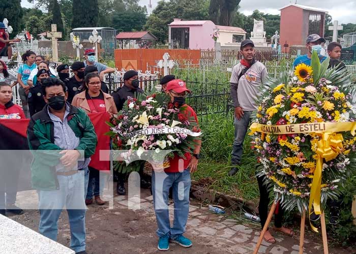 Foto: Colocan ofrenda floral en Estelí en honor a Miguel Ángel / TN8