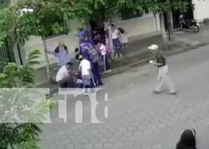 VIDEO: Niña es arrollada por camioneta en Jinotega 