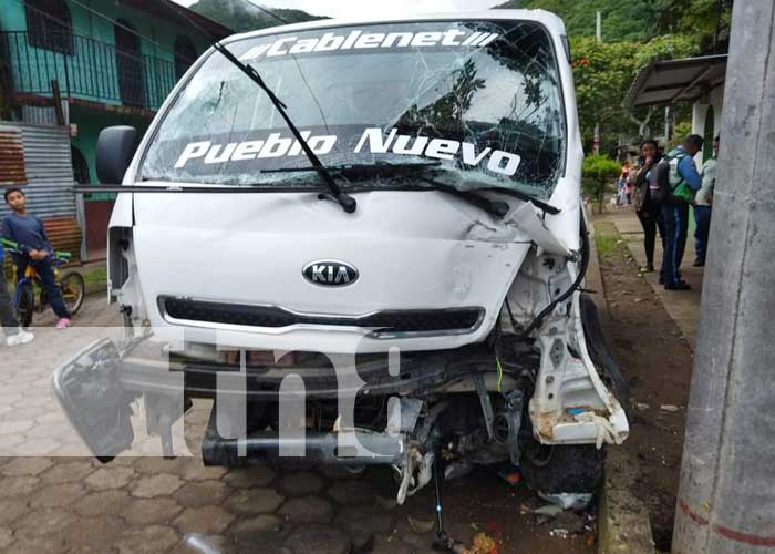 Aparatoso accidente en Jinotega deja a una persona lesionada 