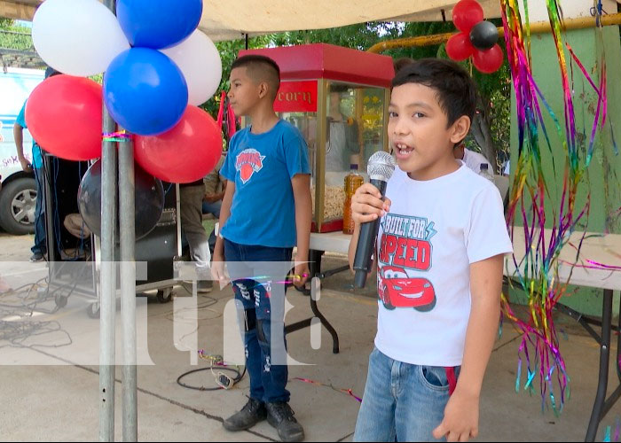 Alegría a los más pequeños: MIGOB celebra Día de la Alegría con piñatas