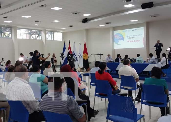 Congreso con autoridades educativas en Nicaragua