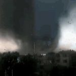 26 heridos y más de dos mil afectados tras el paso de tornado en China