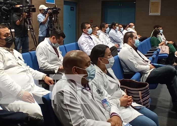 Jornada científica sobre cirugías de laparoscopia en Nicaragua