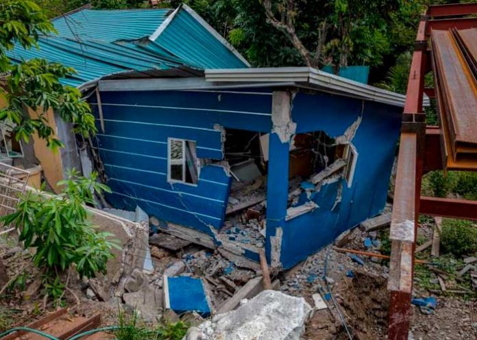 Filipinas se estremece por cientos de réplicas tras el terremoto de 7.0