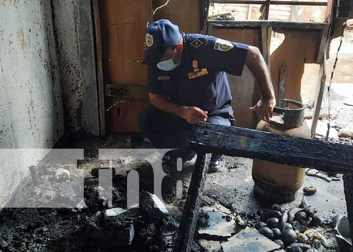 Incendio deja grandes afectaciones en una vivienda de Ciudad Belén, Managua