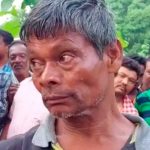 ¡A sangre fría! Hombre le corta la garganta su mujer por infiel en la India