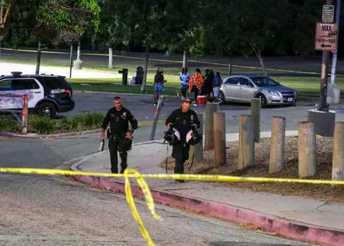 Dos muertos tras un tiroteo en exhibición de vehículos en Los Ángeles