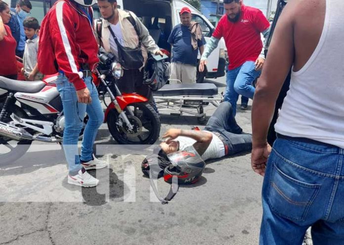 Escena de accidente de tránsito en Altamira, Managua