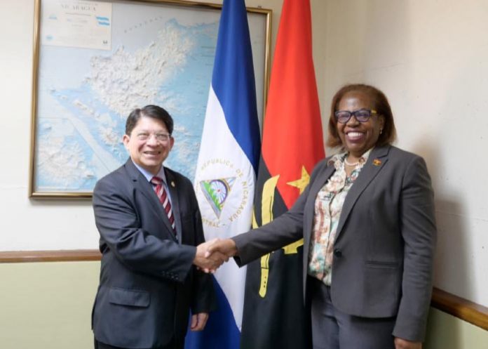 Nicaragua recibe la grata visita de la embajadora de Angola, Maria Cándida Pereira