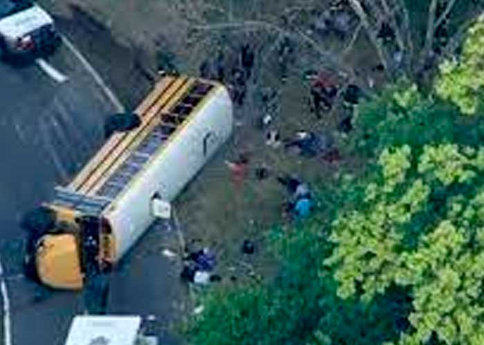 Decenas de heridos deja accidente de un autobús escolar en Nueva York