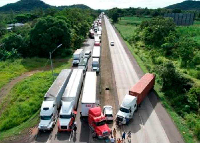 En Panamá llegan a un consenso para bajar precio de combustible
