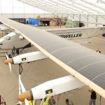 El primer avión solar de vuelo perpetuo surca los cielos