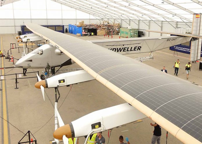 El primer avión solar de vuelo perpetuo surca los cielos