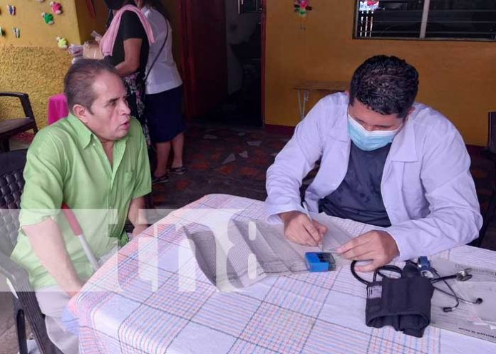 Jornada de salud en el barrio René Cisneros, Managua