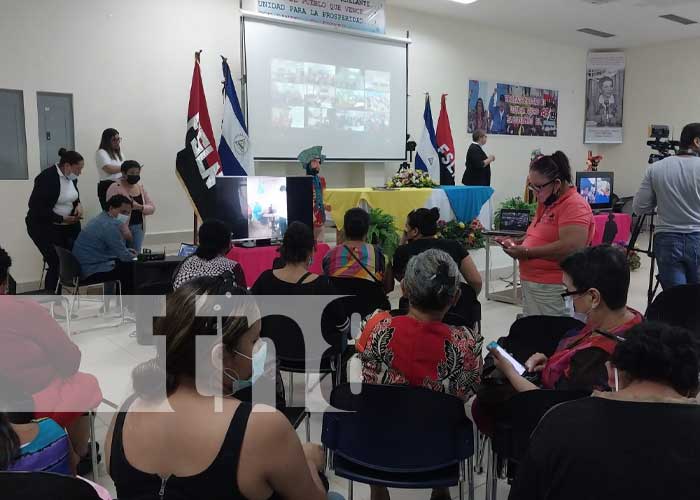 Encuentro con protagonistas de Usura Cero en Nicaragua