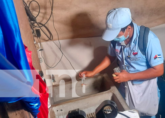 Brigadistas de la salud visitan barrio "Primero de Mayo" en Managua