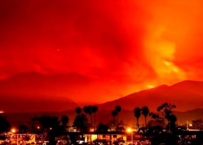 En Estados Unidos aumentan a 4 las personas fallecidas en incendio forestal