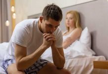 "No ser bueno en la cama provoca daños psicológicos en los hombres"