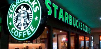 Starbucks es acusado por violar normas laborales