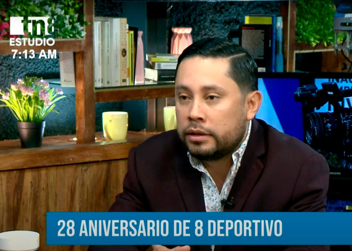 Celebran 28 aniversario de 8 Deportivo