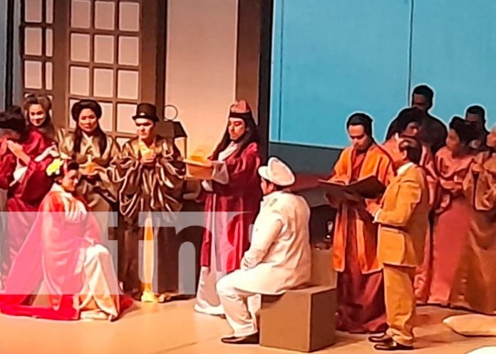 Majestuosa puesta en escena de Madama Butterfly en el Teatro Nacional