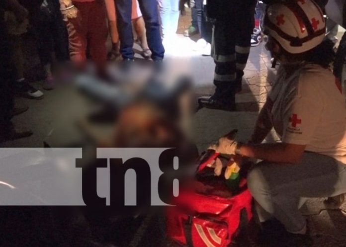 Motociclista ebrio impacta en un vehículo y resulta lesionado en Estelí