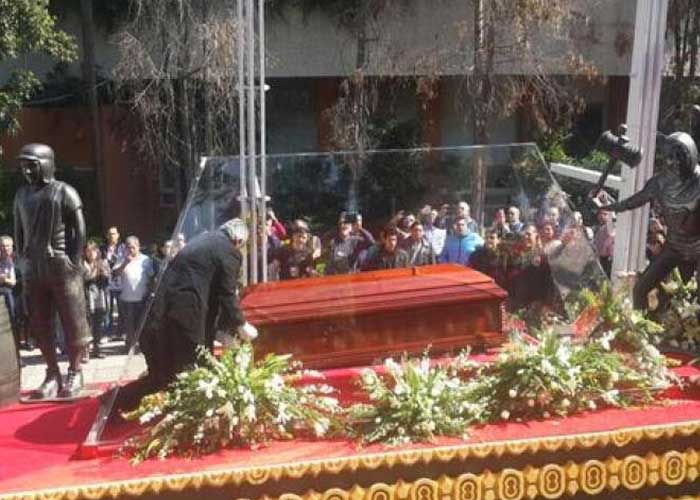 Carlos Villagrán y la oscura revelación sobre la muerte de "Chespirito"