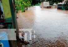 Desborde del Río Iyas en Waslala provoca inundaciones en varias viviendas