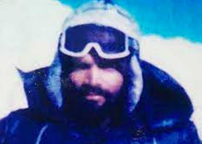 38 años después! Encuentran cadáver de soldado indio en un glaciar