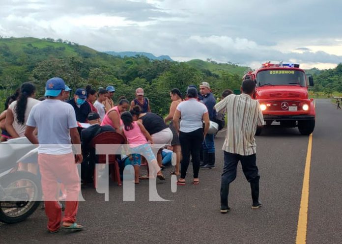 Accidente de tránsito en El Ayote deja a motociclistas lesionados
