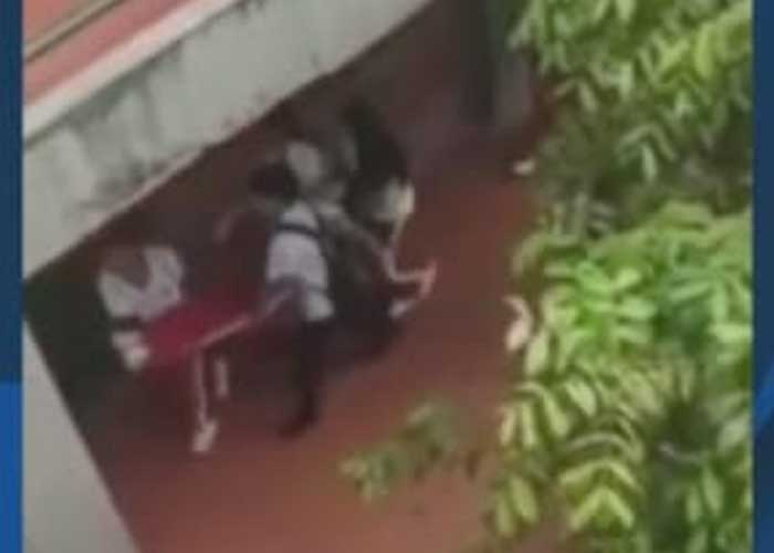 ¡Terror en Colombia! Niña realiza ritual satánico en un colegio (VIDEO)
