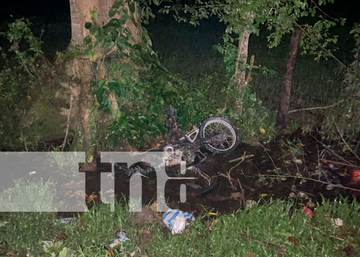 Tres lesionados en accidente de tránsito en Jalapa