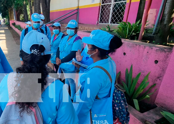 MINSA continua la fumigación y abatización en barrios de Managua