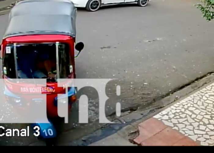 Accidente de tránsito con caponera en Managua