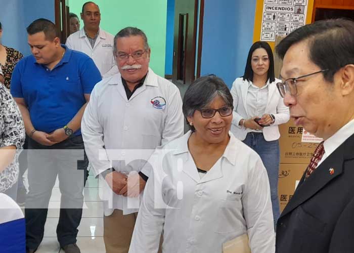 La República Popular China entrega a Nicaragua una donación de equipos médicos