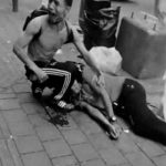 Tremendo machetazo en la "maceta" recibe un ladrón en Medellín