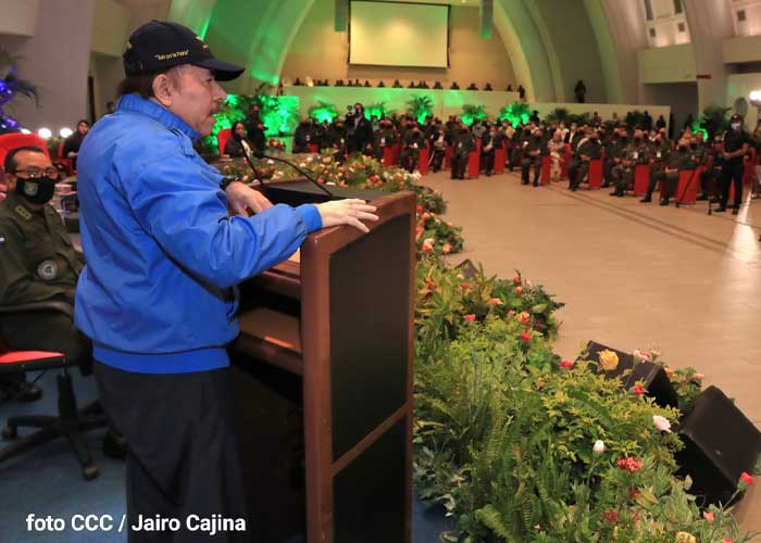 Presidente Daniel Ortega en acto del 43 aniversario de la Fuerza Aérea de Nicaragua