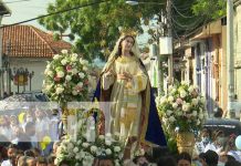 Imagen de la Virgen María en la ciudad de León