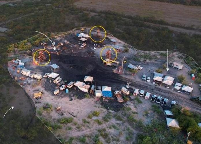 Familias de mineros en México no pierden esperanzas
