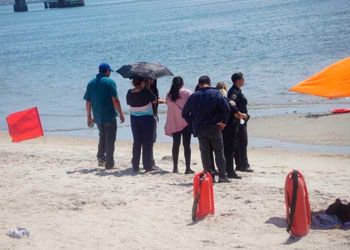 Encuentran flotando el cadáver de "nica" desaparecido en playa de Nueva York