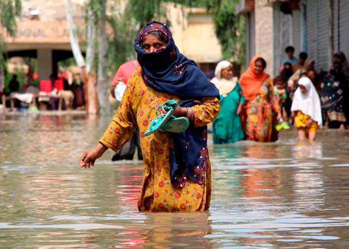 Francia enviará ayuda tras estragos de la catástrofe climática a Pakistán