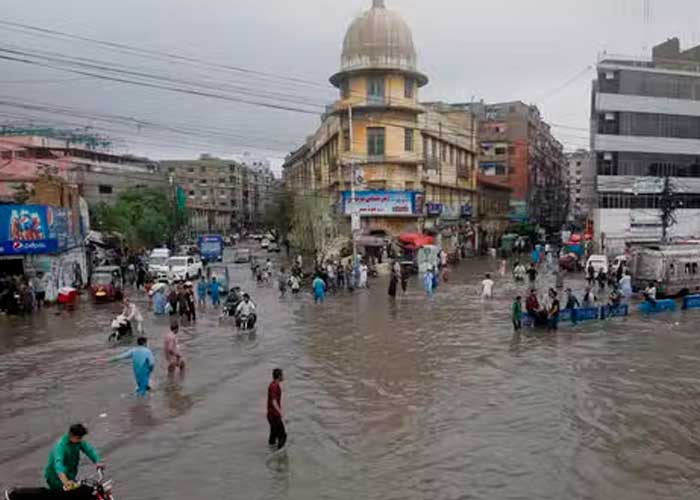 Al menos 502 fallecidos en Pakistán tras fuertes lluvias monzónicas