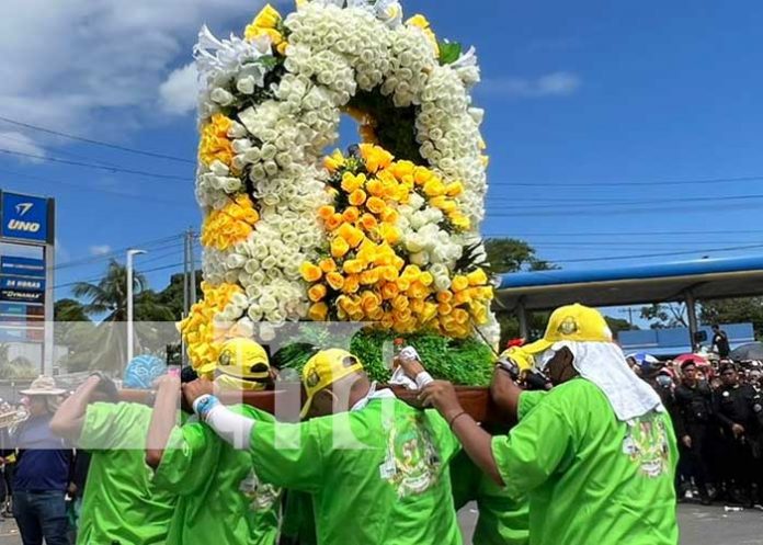 Alegría y algarabía en honor a Santo Domingo en Managua