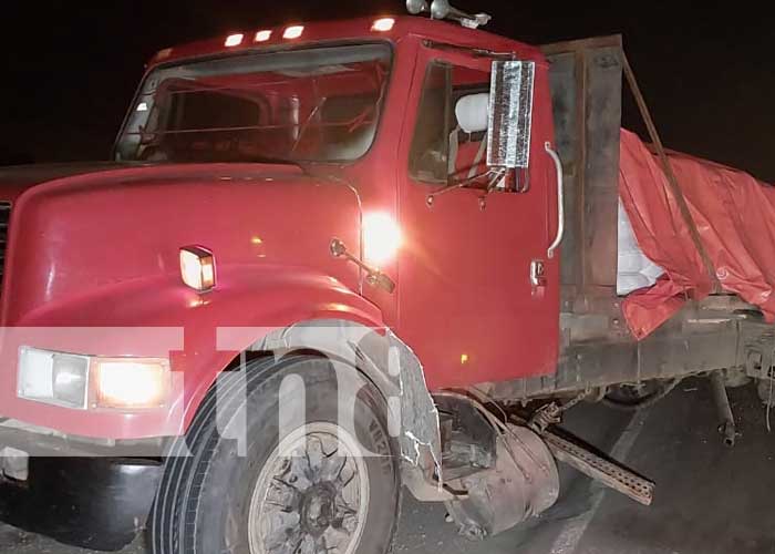 Escena de accidente de tránsito en Carretera Panamericana Norte, Tipitapa
