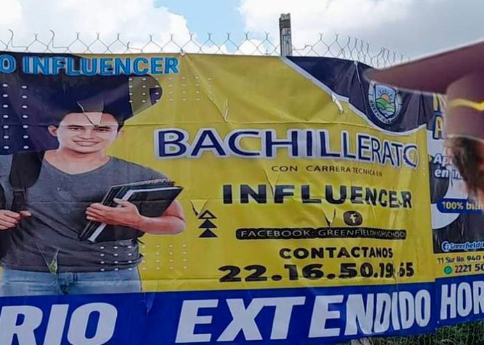 Viral: Escuela ofrece Bachillerato con carrera técnica 