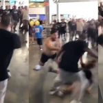 En video, sujeto noquea de un golpe a una mujer en partido de NFL