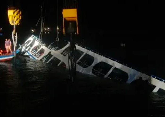 Accidente de Ferry mata a 25 personas en Bangladesh