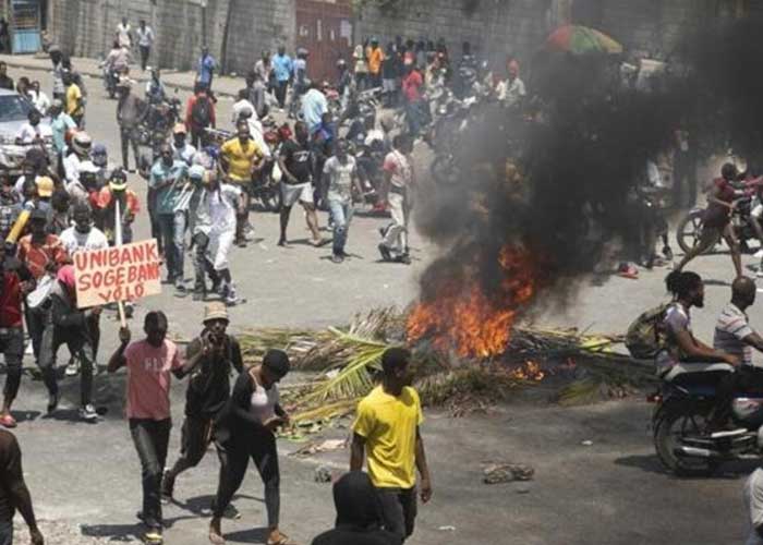 Nueva jornada de manifestaciones violentas afecta a Haití
