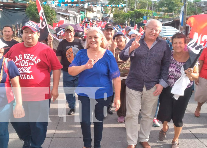 Realizan caminata en la ciudad de Boaco en respaldo al FSLN