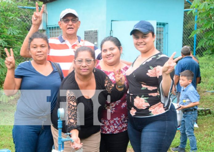 Familias celebran reinauguración de proyecto de agua potable en Nagarote